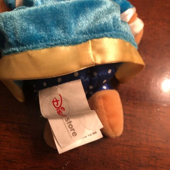 Winnie The Pooh Carnival Mardi Gras Bean Bag Toy - Picture 4 of 10